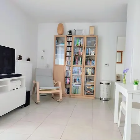 Beau T2 Neuf Dernier Etage Apartment