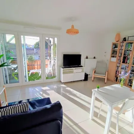 Beau T2 Neuf Dernier Etage * Lege-Cap-Ferret